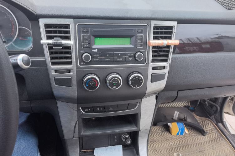 Used Foton Sapporo 2015 2.4L 2WD Comfort Edition 5555 Long G69S4M Audio And AC Panel