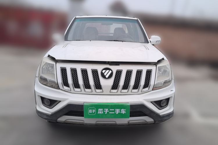 Used Foton Sapporo 2015 2.4L 2WD Comfort Edition 5555 Long G69S4M Exterior 1