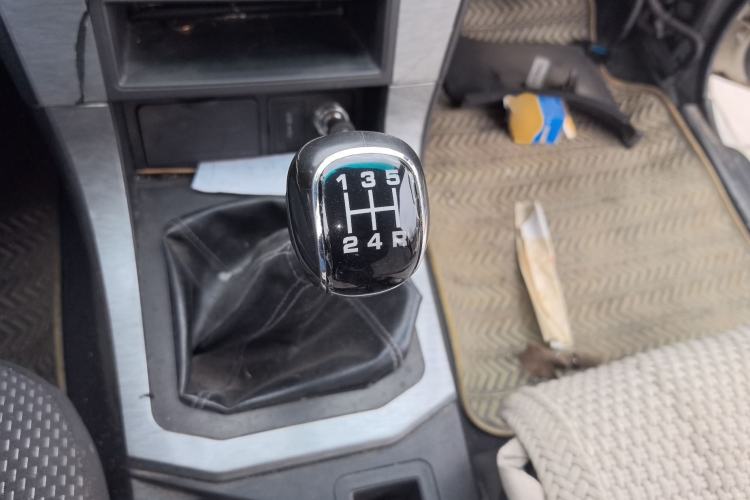 Used Foton Sapporo 2015 2.4L 2WD Comfort Edition 5555 Long G69S4M Gear Lever