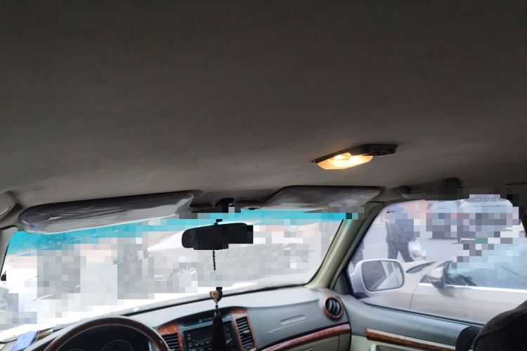 Used Foton Sapporo  Headliner