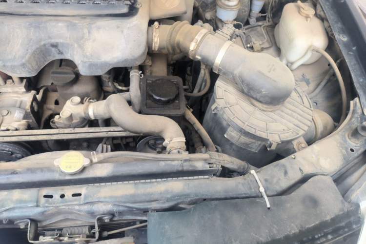 Used Foton Sapporo  Engine Bay Left