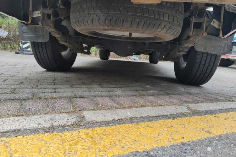 Used Foton Sapporo 2018 2.4L Two-Wheel Drive Comfort Version Standard Cab 4G69S4M Chassis Rear