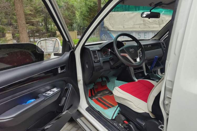 Used Foton Sapporo 2018 2.4L Two-Wheel Drive Comfort Version Standard Cab 4G69S4M Driver Seat