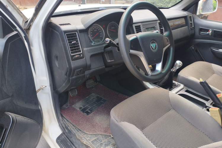 Used Foton Sapporo 2018 2.4L Two-Wheel Drive Comfort Version Standard Cab 4G69S4M Driver Seat