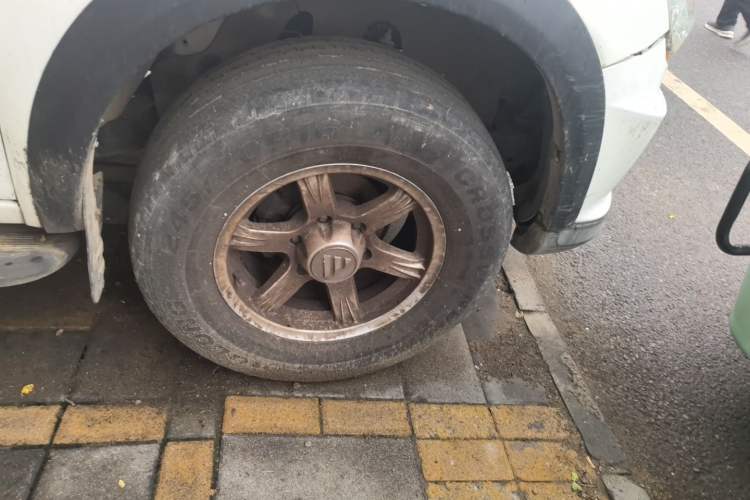 Used Foton Sapporo  Right Front Wheel Hub