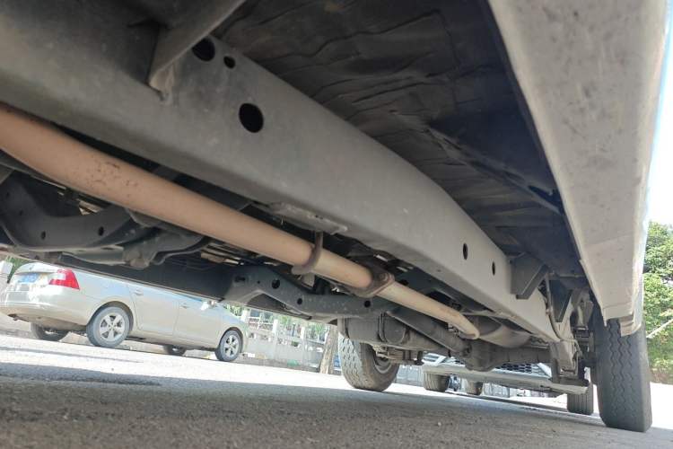 Used Foton Sapporo 2021 1.5L Two-Wheel Drive China VI Standard Chuangfu Xiaohuolang DAM15KL Chassis Front Left