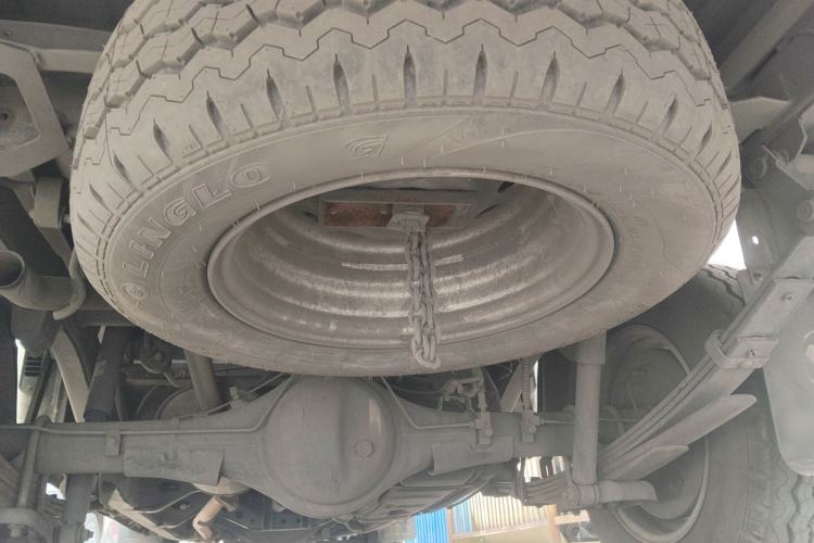 Used Foton Sapporo 2021 1.5L Two-Wheel Drive China VI Standard Chuangfu Xiaohuolang DAM15KL Chassis Rear