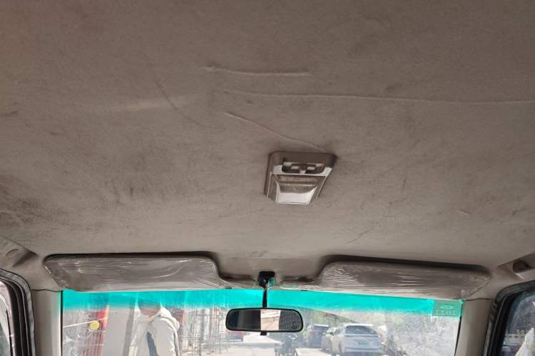 Used Foton Sapporo 2021 1.5L Two-Wheel Drive China VI Standard Chuangfu Xiaohuolang DAM15KL Headliner