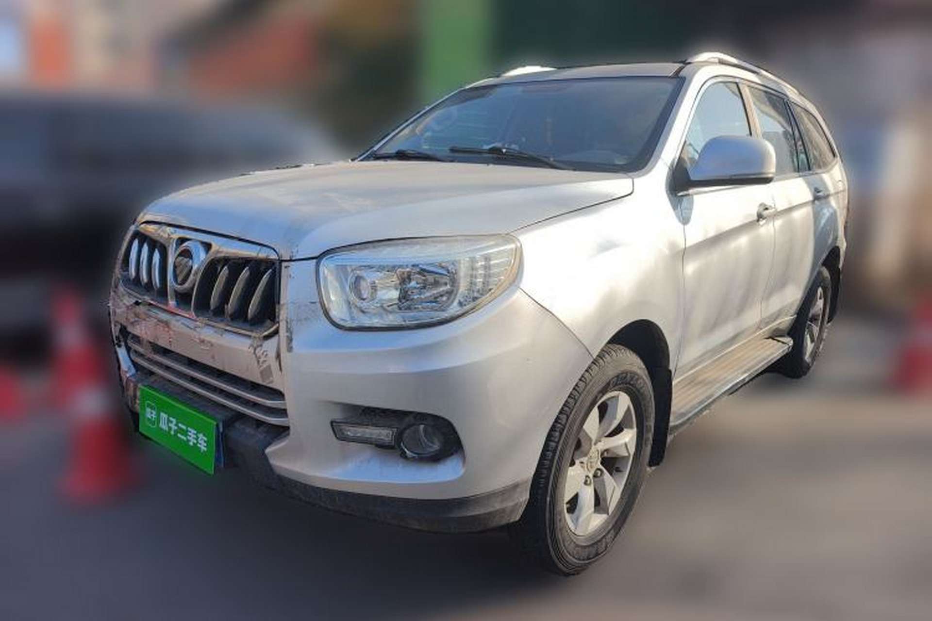 Used Foton Savana 2015 2.0T Manual Two-Wheel Drive Gasoline Luxury Edition 5 Seats Front Left 45 Deg