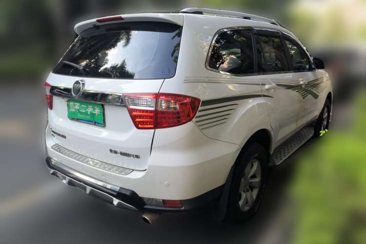 Used Foton Savana 2016 2.0T Automatic All-Wheel Drive Gasoline Ultimate 7-Seater Rear Right 45 Deg