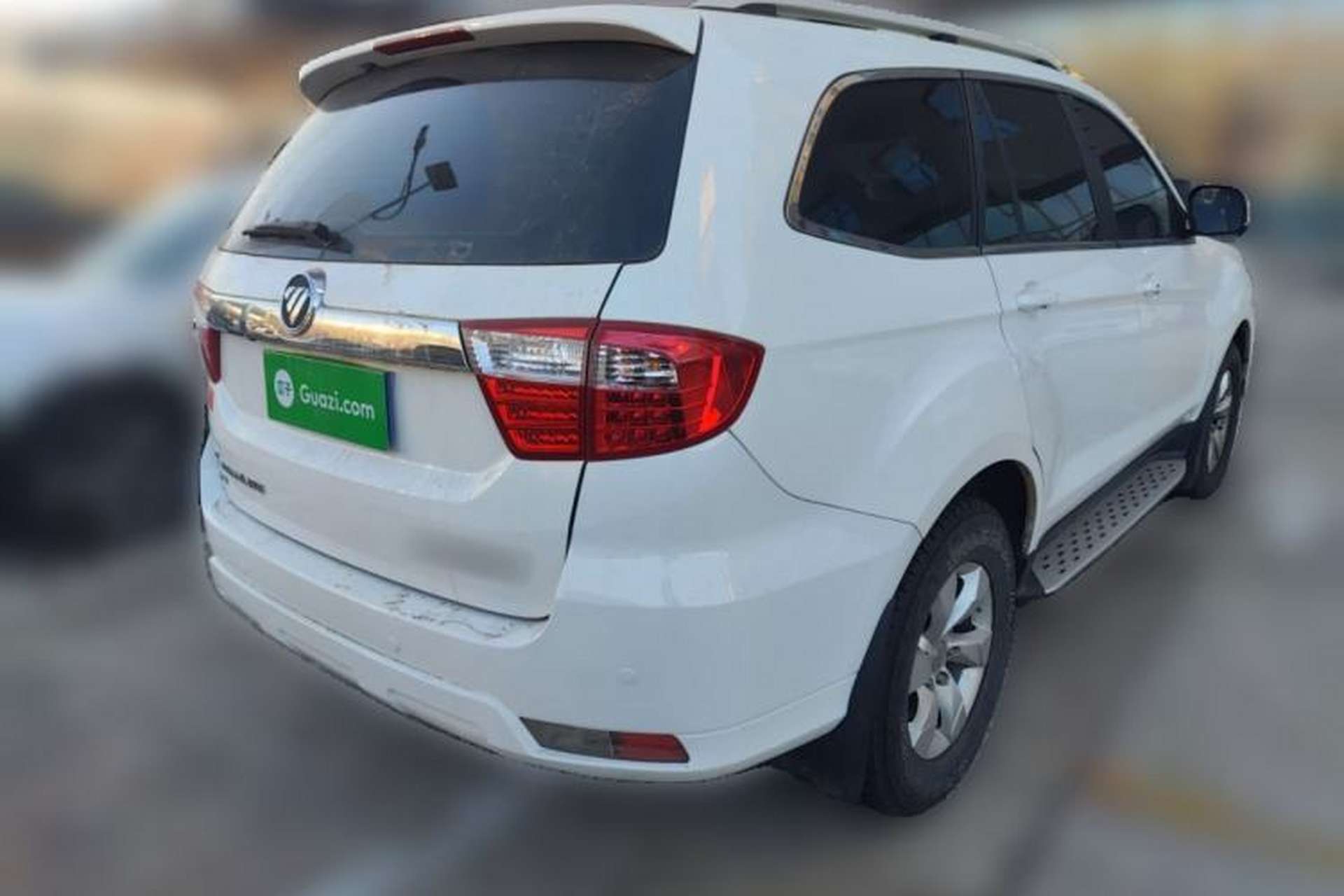 Used Foton Savana 2017 2.8T Automatic All-Wheel Drive Diesel Luxury 5-Seater Rear Right 45 Deg