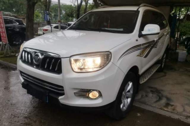 Used Foton Savana 2017 2.0T Automatic Two-Wheel Drive Gasoline Luxury Edition 5 Seats