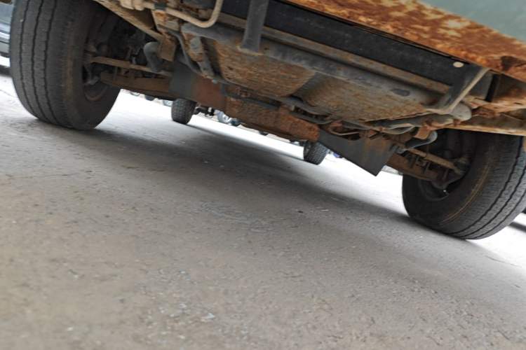 Used Foton Scenic 2010 2.0L Express Classic Short-Wheelbase Low-Roof 491EQ4A Chassis Front