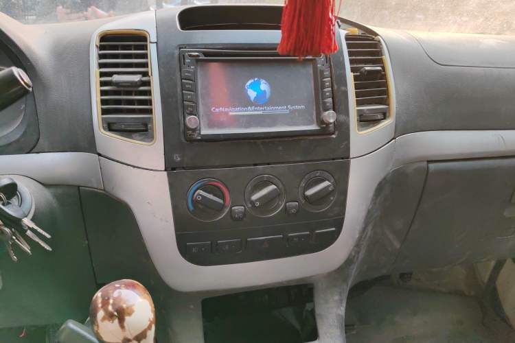 Used Foton Scenic 2011 2.0L Express Classic Long-Wheelbase Version 486EQV4 Audio And AC Panel