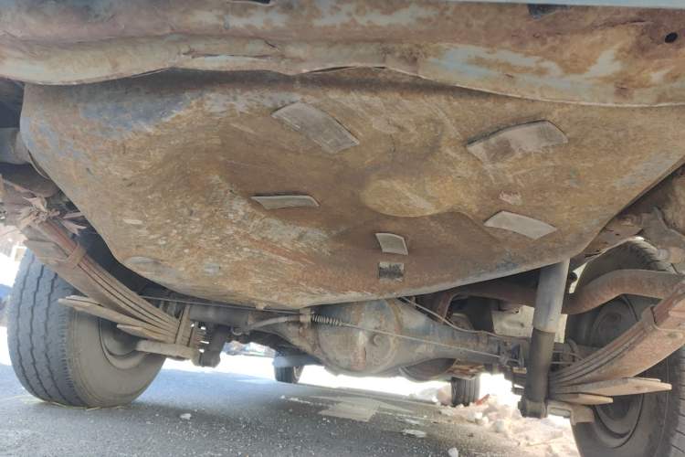 Used Foton Scenic 2011 2.0L Express Classic Long-Wheelbase Version 486EQV4 Chassis Rear