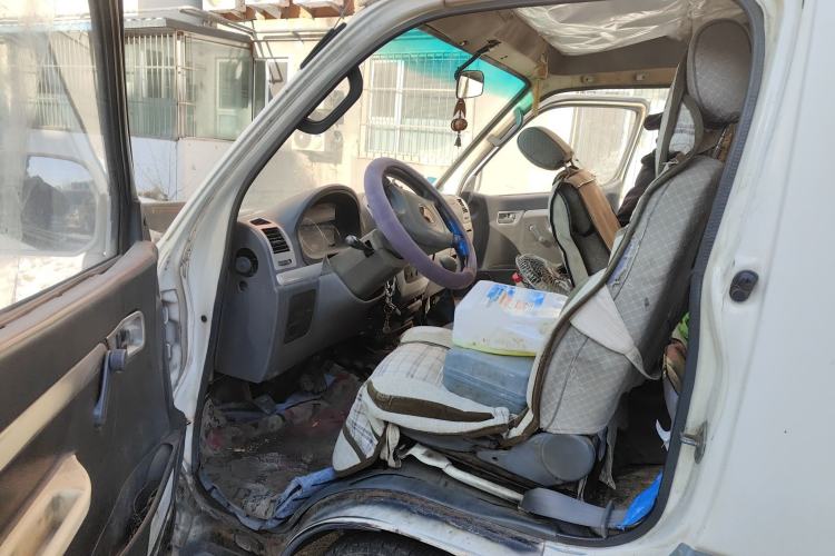 Used Foton Scenic 2011 2.0L Express Classic Long-Wheelbase Version 486EQV4 Left Front Seat