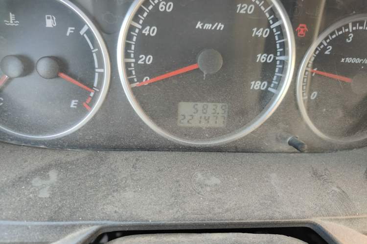 Used Foton Scenic 2011 2.0L Express Classic Long-Wheelbase Version 486EQV4 Odometer Close Up