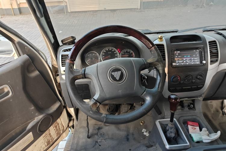 Used Foton Scenic 2011 2.0L Express Standard Short-Wheelbase Low-Roof 491EQ4A Steering Wheel