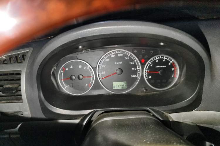 Used Foton Scenic 2011 2.0L Express Standard Short-Wheelbase Low-Roof 486EQV4 Instrument Cluster