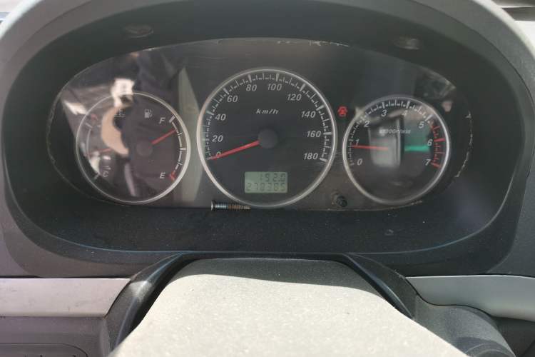 Used Foton Scenic 2011 2.0L Express Classic Long-Wheelbase Version 486EQV4 Instrument Cluster