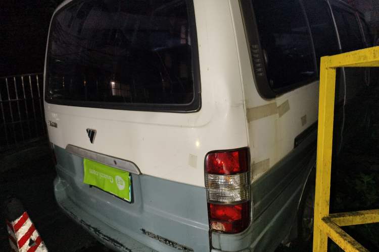Used Foton Scenic 2011 2.0L Express Standard Short-Wheelbase Low-Roof 486EQV4 Rear Right 45 Deg