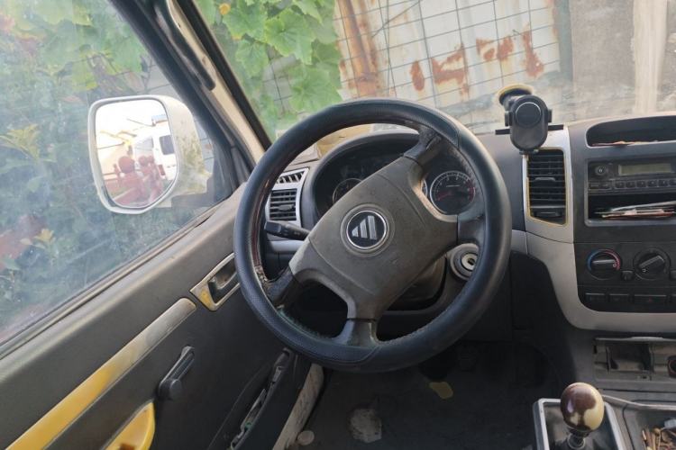 Used Foton Scenic 2011 2.0L Express Classic Long-Wheelbase Version 491EQ4A Steering Wheel