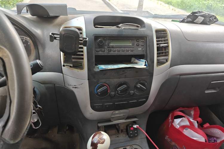 Used Foton Scenic 2012 2.0L Express Classic Short-Wheelbase Version 491EQ4A Audio And AC Panel