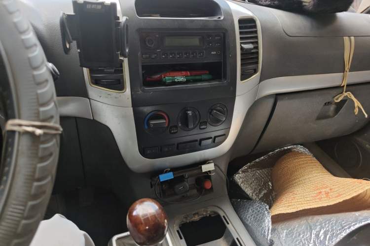 Used Foton Scenic 2012 2.0L Express Classic Short-Wheelbase Version 491EQ4A Audio And AC Panel