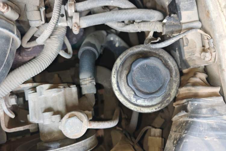 Used Foton Scenic 2012 2.0L Express Classic Short-Wheelbase Version 491EQ4A Engine Bay Left