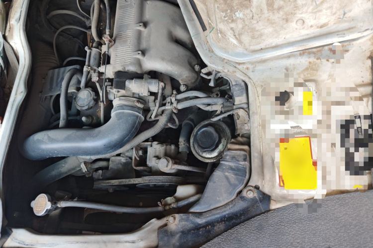 Used Foton Scenic 2012 2.0L Express Classic Short-Wheelbase Version 491EQ4A Engine Bay