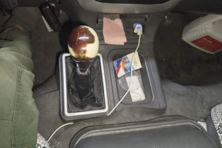 Used Foton Scenic 2012 2.0L Express Classic Short-Wheelbase Version 491EQ4A Gear Lever