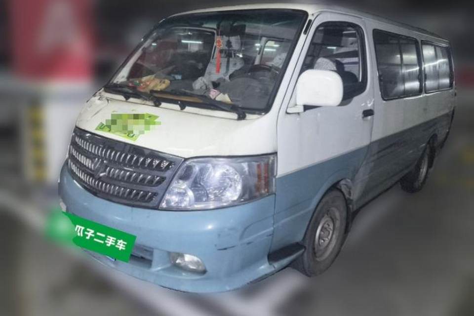 Foton Scenic 2012
