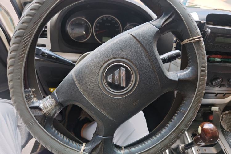 Used Foton Scenic 2012 2.0L Express Classic Short-Wheelbase Version 491EQ4A Steering Wheel