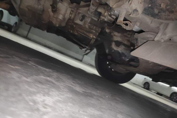 Used Foton Scenic 2012 2.0L Express Classic Long-Wheelbase Version 486EQV4 Chassis Front Right