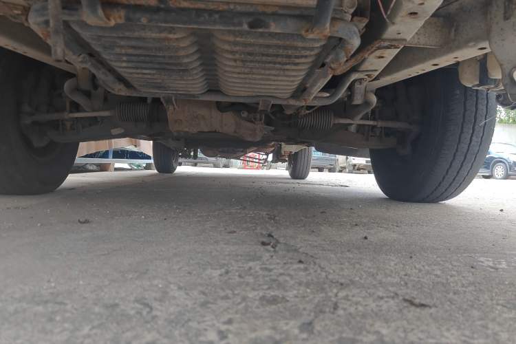 Used Foton Scenic 2012 2.0L Express Classic Short-Wheelbase Version 486EQV4 Chassis Front