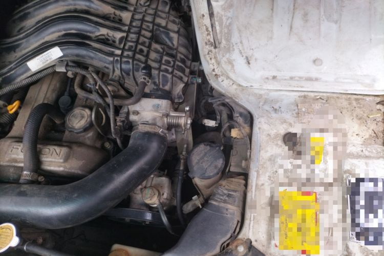 Used Foton Scenic 2012 2.0L Express Classic Long-Wheelbase Version 486EQV4 Engine Bay Left
