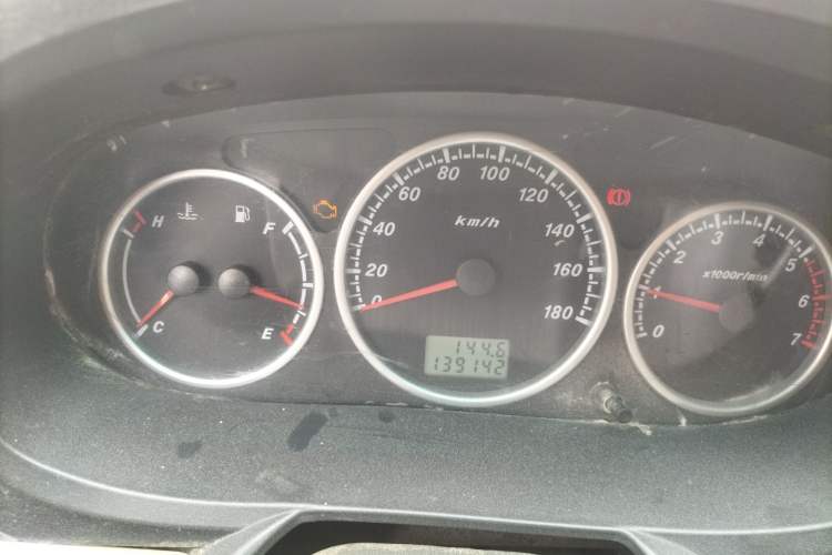 Used Foton Scenic 2012 2.0L Express Classic Long-Wheelbase Version 486EQV4 Instrument Cluster