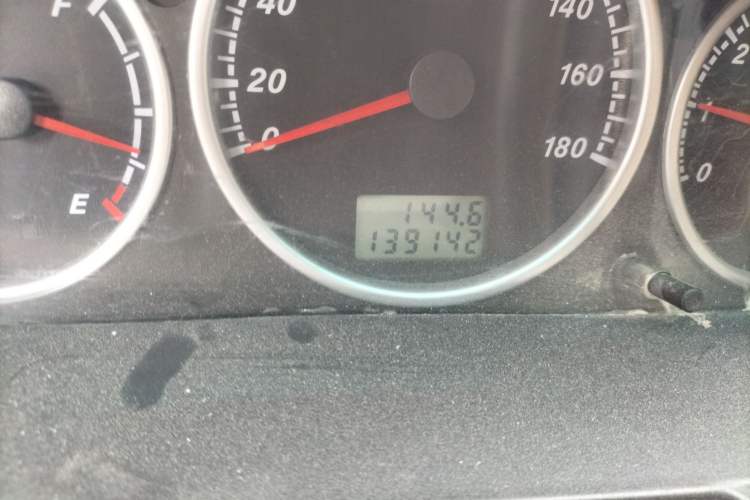 Used Foton Scenic 2012 2.0L Express Classic Long-Wheelbase Version 486EQV4 Odometer Close Up