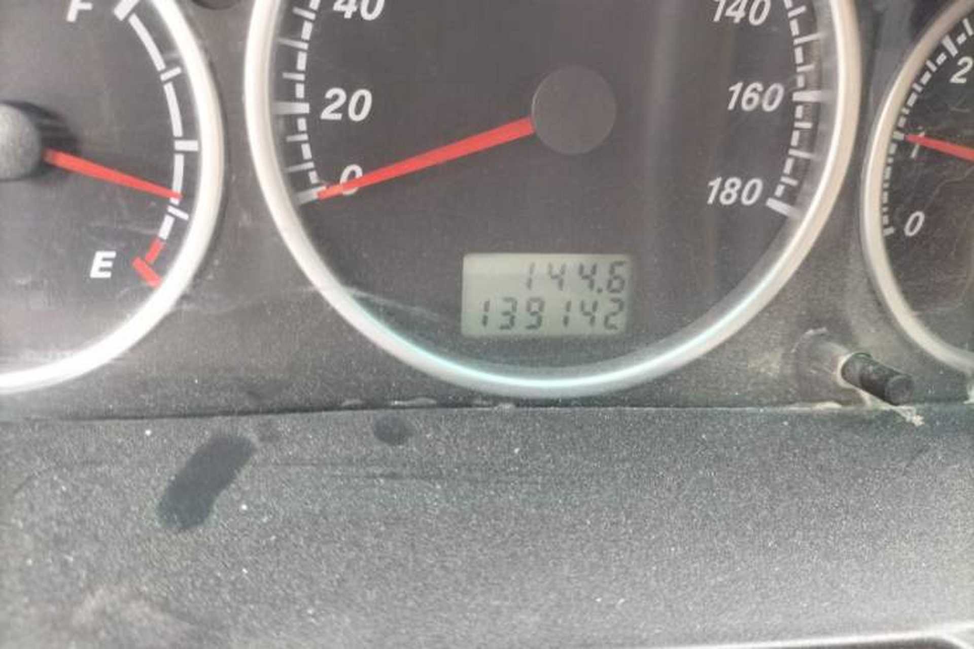 Used Foton Scenic 2012 2.0L Express Classic Long-Wheelbase Version 486EQV4 Odometer Close Up