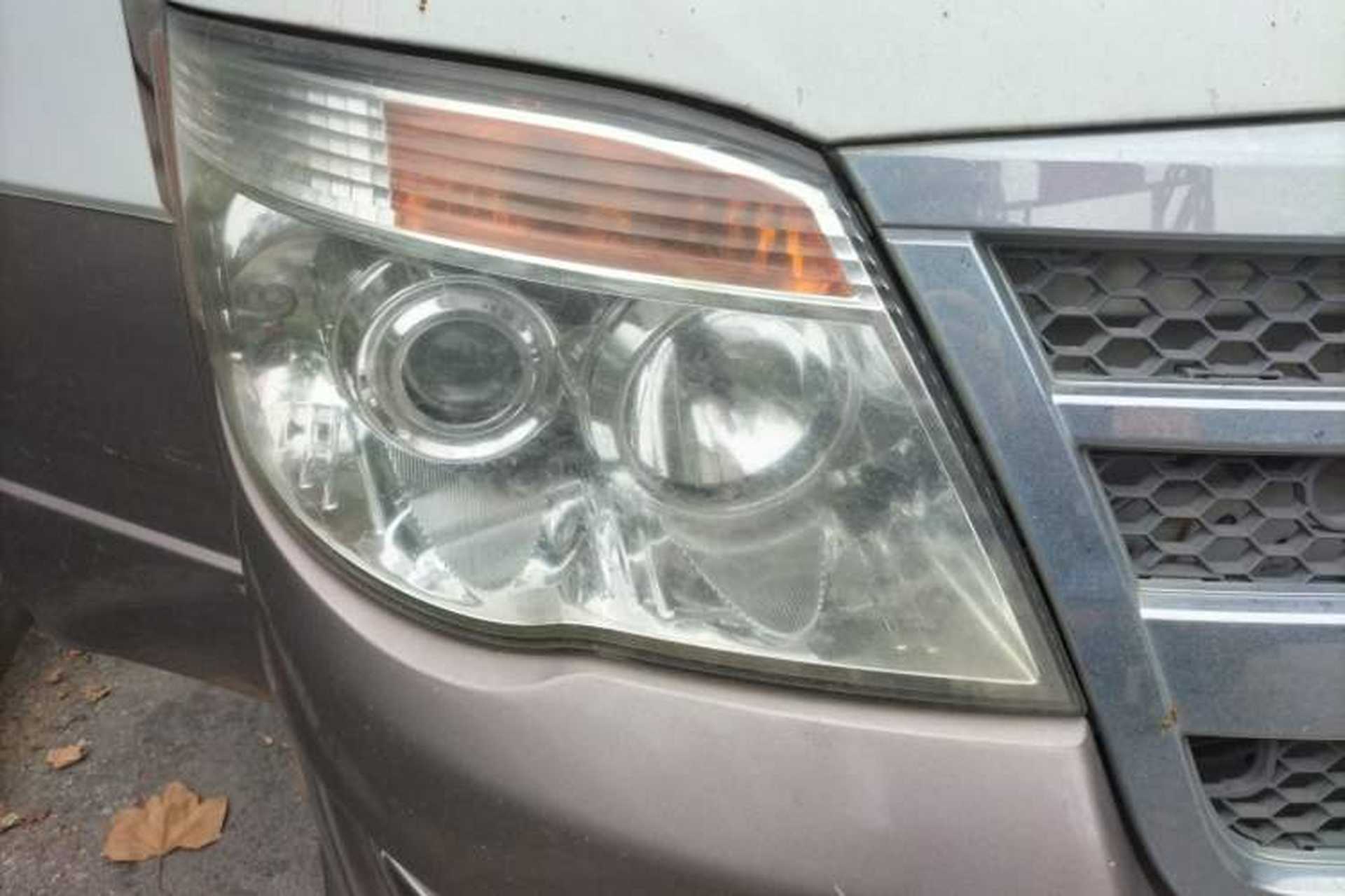 Used Foton Scenic 2012 2.0L Express Classic Long-Wheelbase Version 486EQV4 Right Front Headlight
