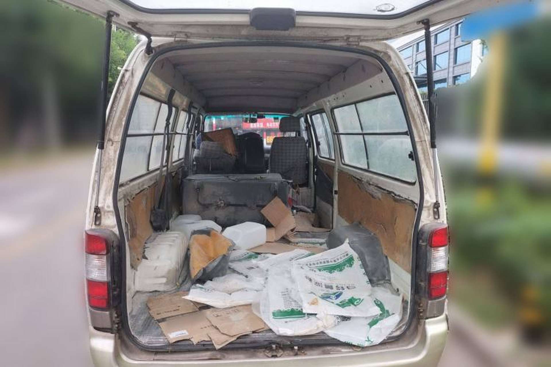 Used Foton Scenic 2012 2.0L Express Classic Long-Wheelbase Version 486EQV4 Trunk