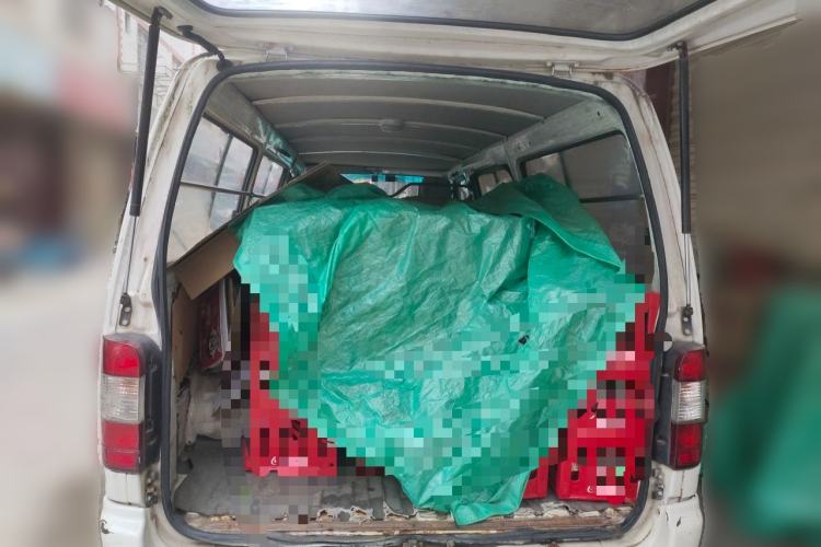Used Foton Scenic 2012 2.0L Express Classic Short-Wheelbase Version 491EQ4A Trunk