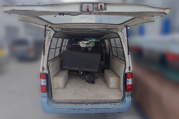 Used Foton Scenic 2012 2.0L Express Classic Short-Wheelbase Version 486EQV4 Trunk