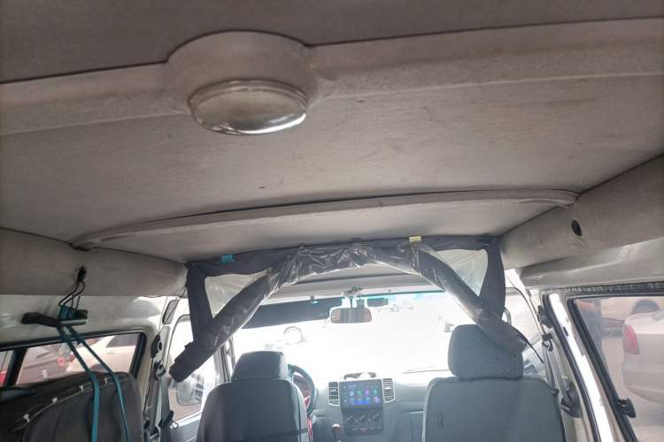 Used Foton Scenic 2014 2.5T Express Classic Long-Wheelbase Low-Roof Model 4J25TC Headliner
