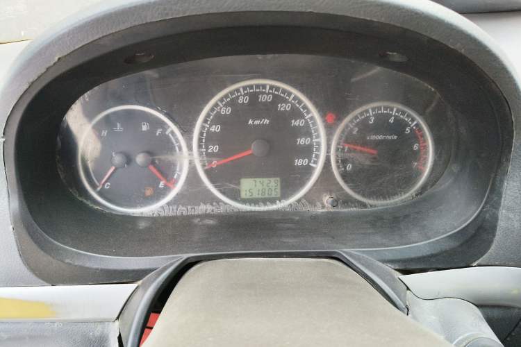 Used Foton Scenic 2014 2.0L Express Standard Long-Wheelbase High-Roof Version 486EQV4 Instrument Cluster