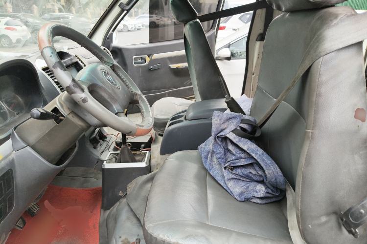 Used Foton Scenic 2014 2.0L Express Standard Long-Wheelbase High-Roof Version 486EQV4 Left Rear Seat