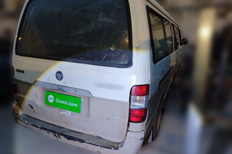 Used Foton Scenic 2014 2.0L Express Classic Long-Wheelbase Low-Roof 4Y20M Rear Right 45 Deg