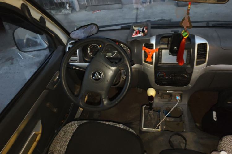 Used Foton Scenic 2014 2.0L Express Classic Long-Wheelbase Low-Roof 4Y20M Steering Wheel