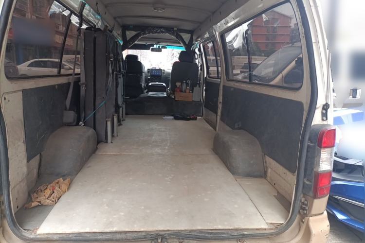 Used Foton Scenic 2014 2.5T Express Classic Long-Wheelbase Low-Roof Model 4J25TC Trunk