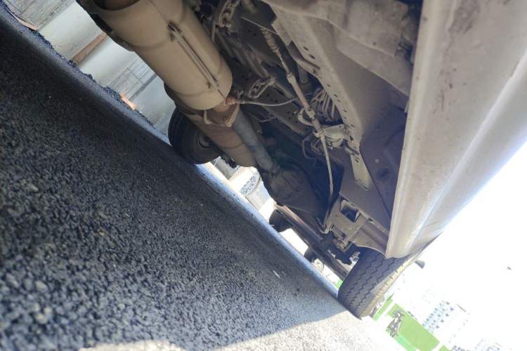 Used Foton Scenic 2014 2.0L Express Classic Short-Wheelbase Low-Roof 491EQ4A Chassis Front Left